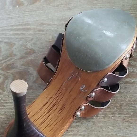 Never Worn Heeled Sandals - Picture 5 of 6